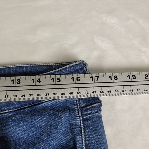 Quince Jeans Women's 32x28 Blue Denim Mid Rise Slim Straight Medium Wash - Picture 2 of 10